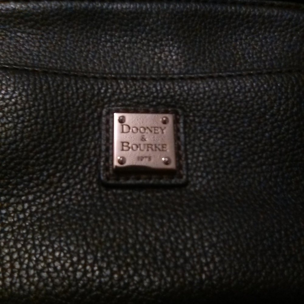 Dooney & Bourke Crossbody Bag - Picture 2 of 4
